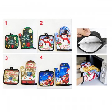 Christmas Kitchen Insulated Oven Gloves